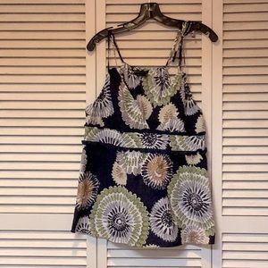 Flower printed no sleeves blouse